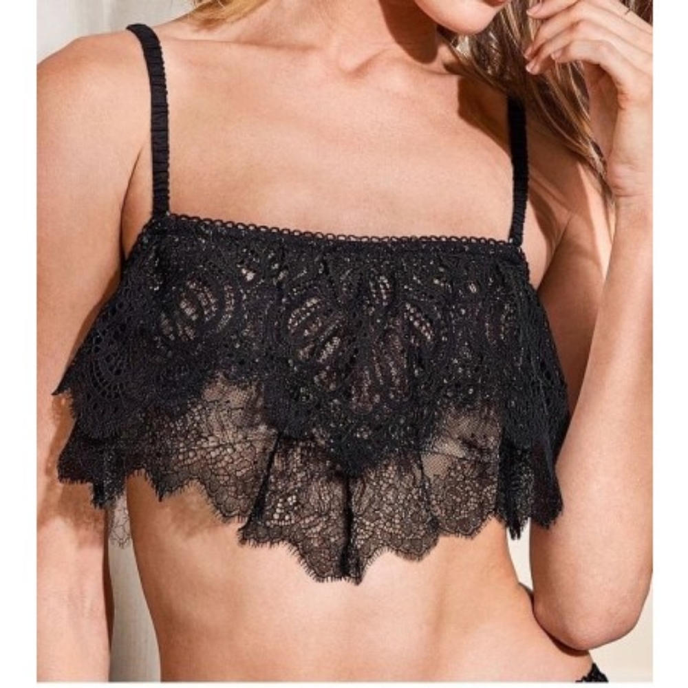 ⭐️3/$15⭐️Victoria's Secrey Lace Bralette